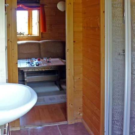 Zur Sonne アパート Freest